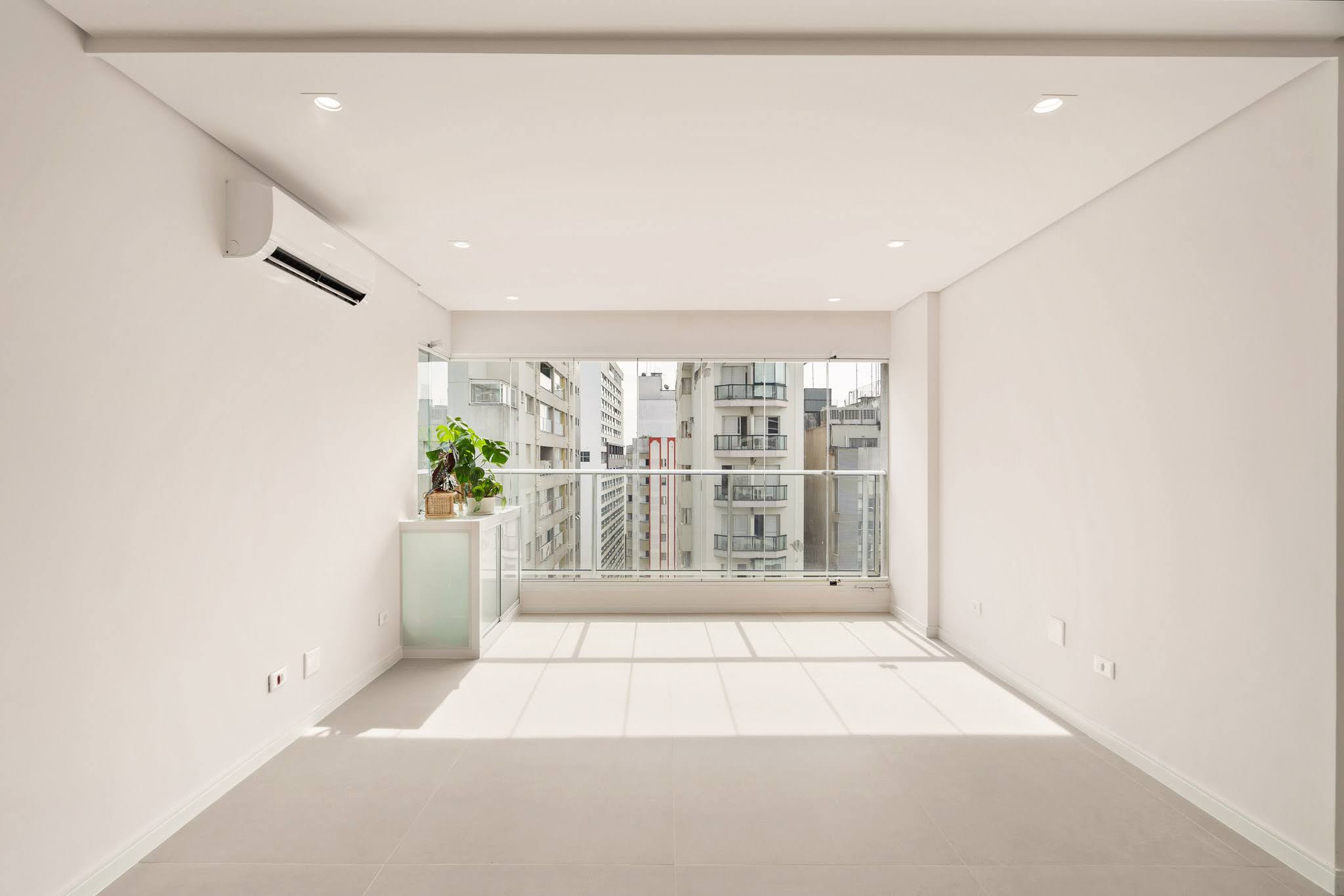 Interior 2